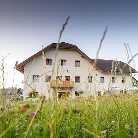 Guesthouse Macesen Сподня-Сорица Экстерьер фото