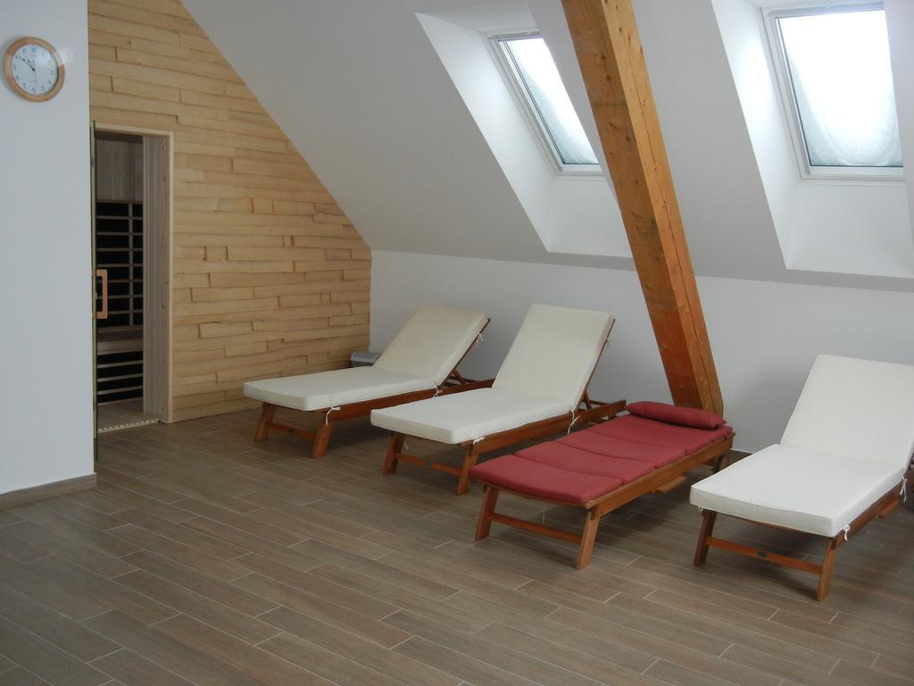 Guesthouse Macesen Сподня-Сорица Экстерьер фото