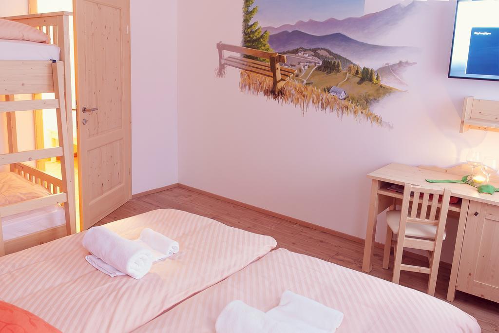 Guesthouse Macesen Сподня-Сорица Номер фото