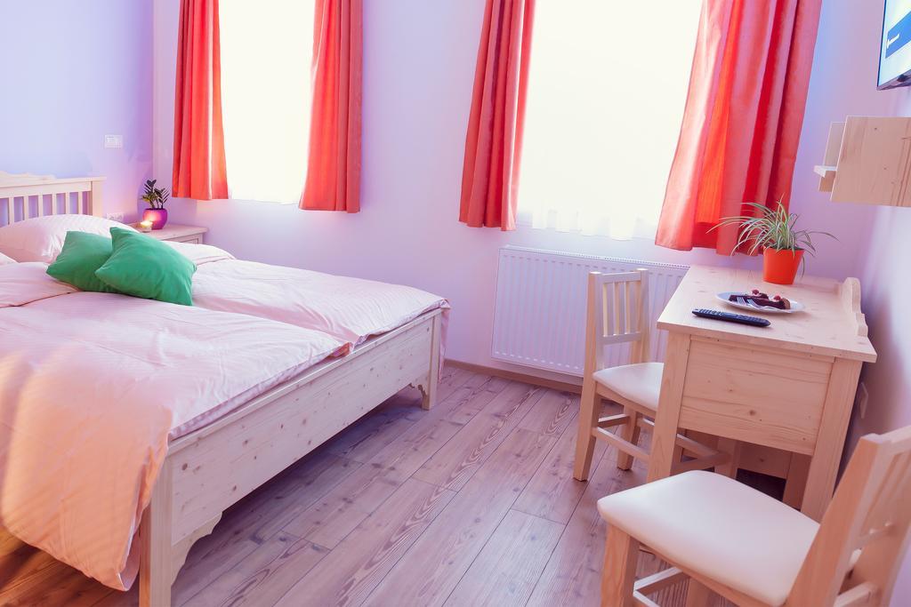 Guesthouse Macesen Сподня-Сорица Номер фото
