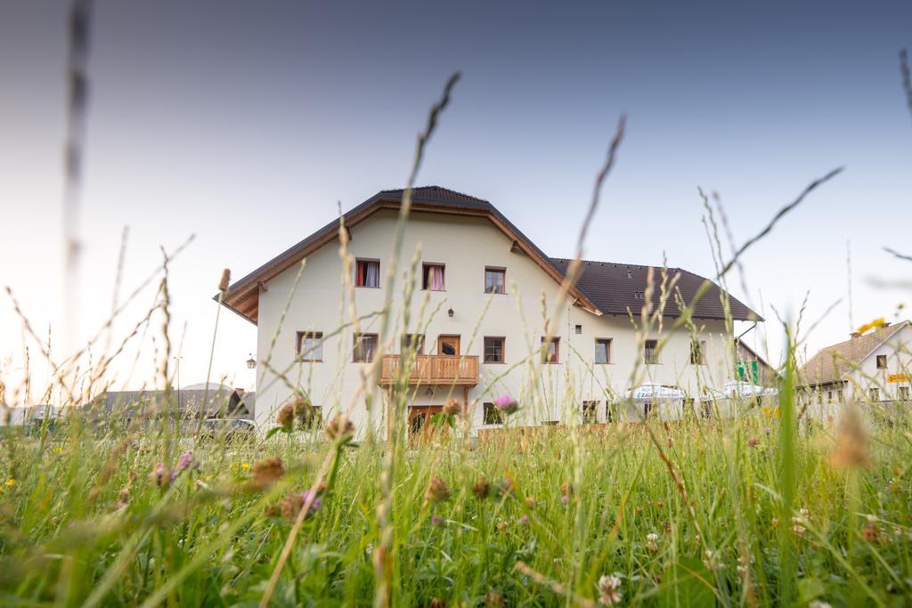 Guesthouse Macesen Сподня-Сорица Экстерьер фото